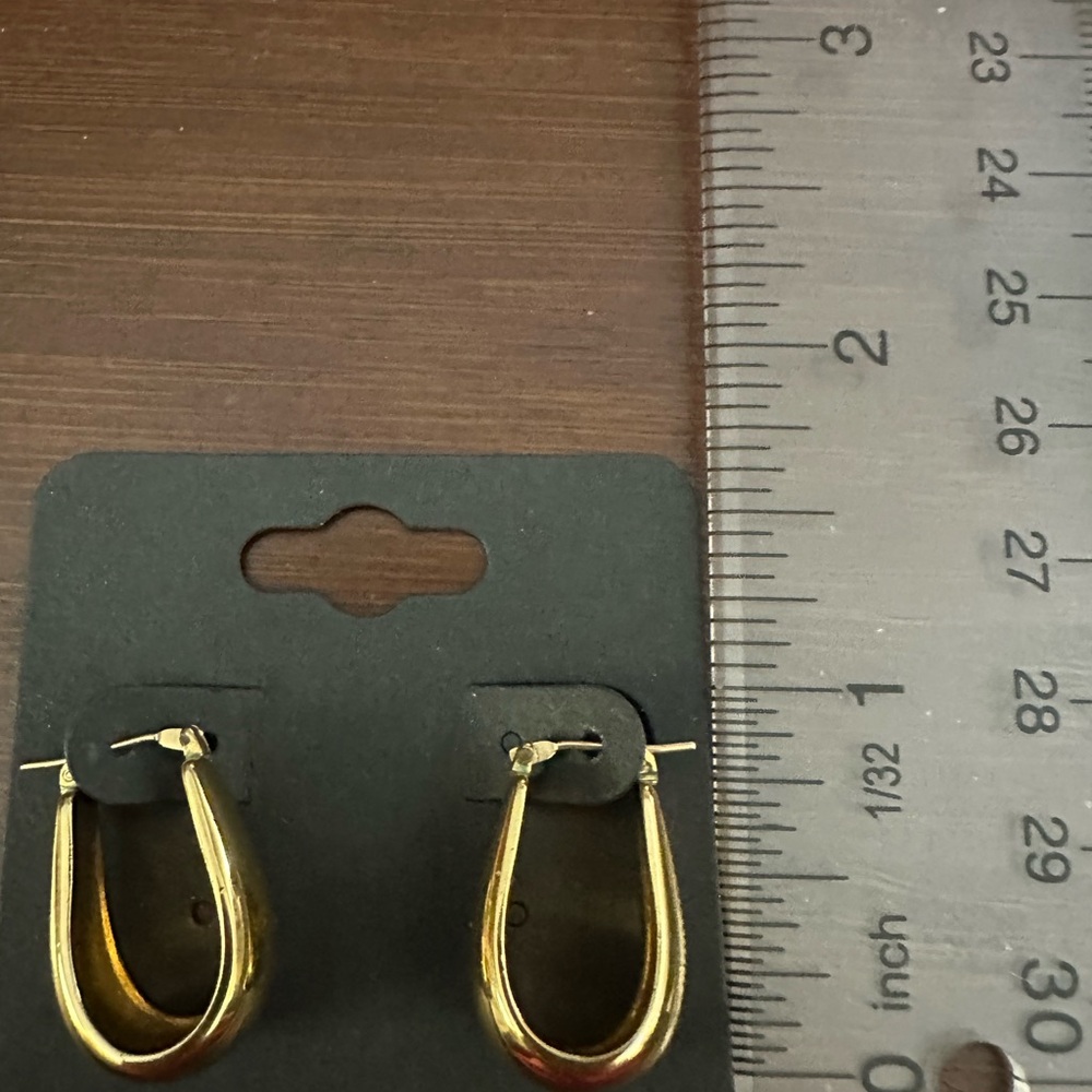 NAPIER Vintage Gold Tone Hoop Earrings - Picture 6 of 6